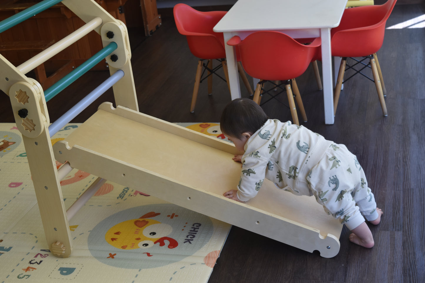 Triángulo evolutivo con Rampa – la estructura que crece con tu hijo
